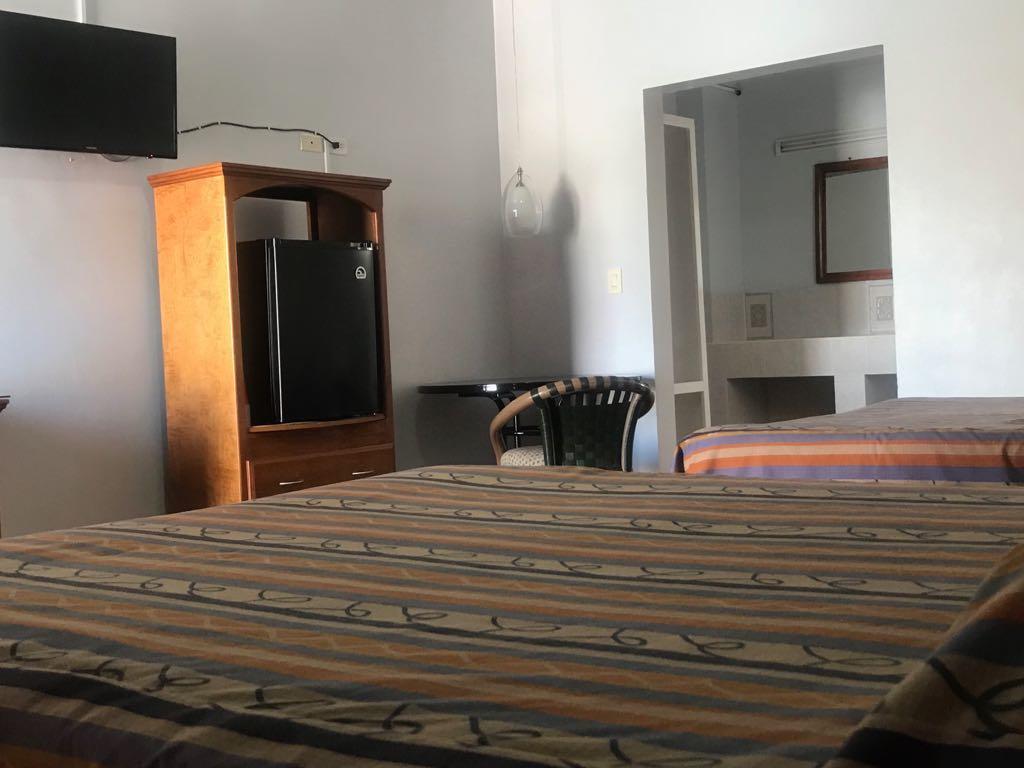 Hotel Del Camino Cuauhtémoc Exteriör bild